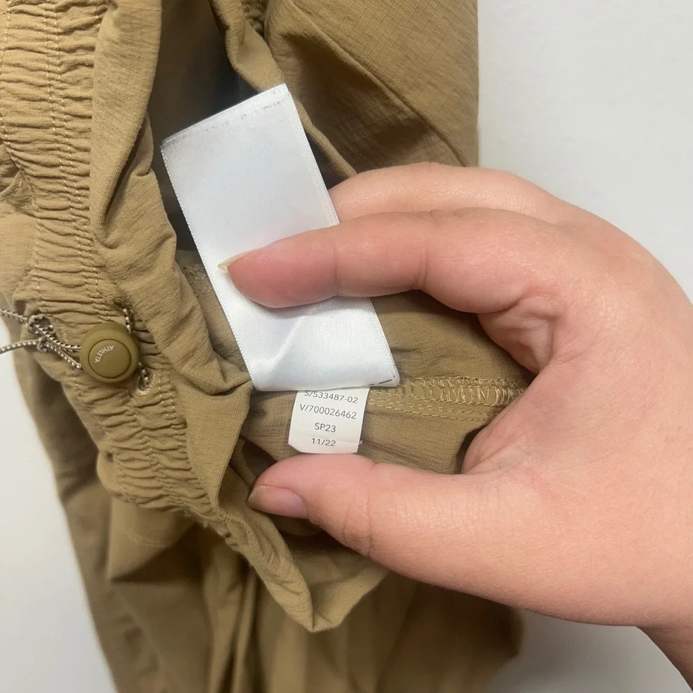 Athleta Trekkie High Rise Parachute Pant Big Sur tan outdoor gorpcore 8 tall - Picture 12 of 15
